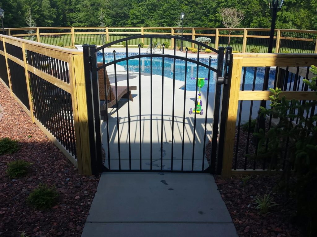 Aluminum Pool Gate